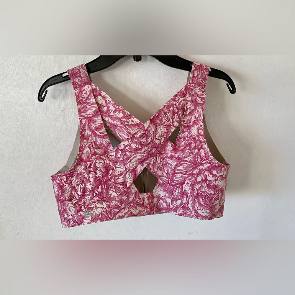 Lululemon Enlite Bra 36C Floral Print